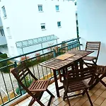 Apartment an der Uni mit Tiefgarage und Loggia